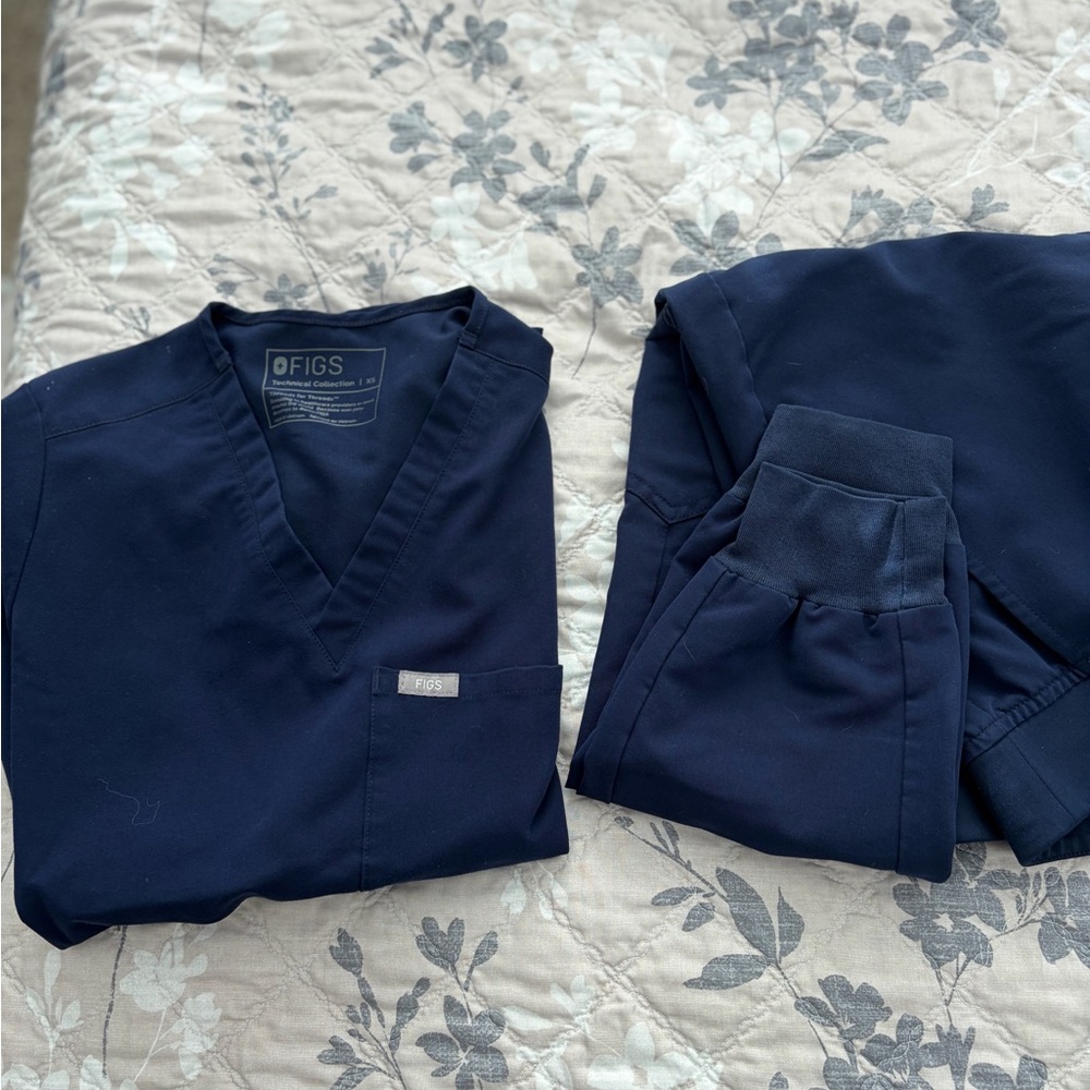 Figs Deep Blue Scrub Set XS